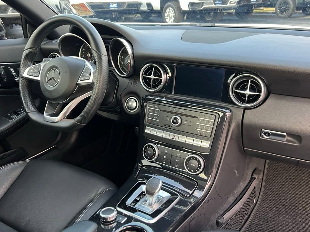 Used 2018 Mercedes-Benz SLC 300 image 17