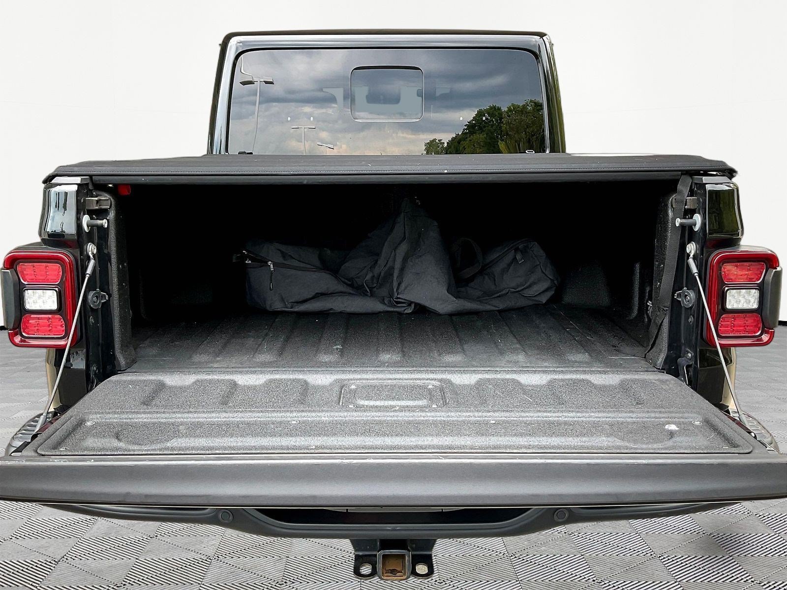 Used 2020 Jeep Gladiator Rubicon AWD/4WD image 7