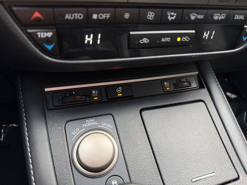 Used 2016 Lexus ES 350 w/ Navigation System Package FWD image 33