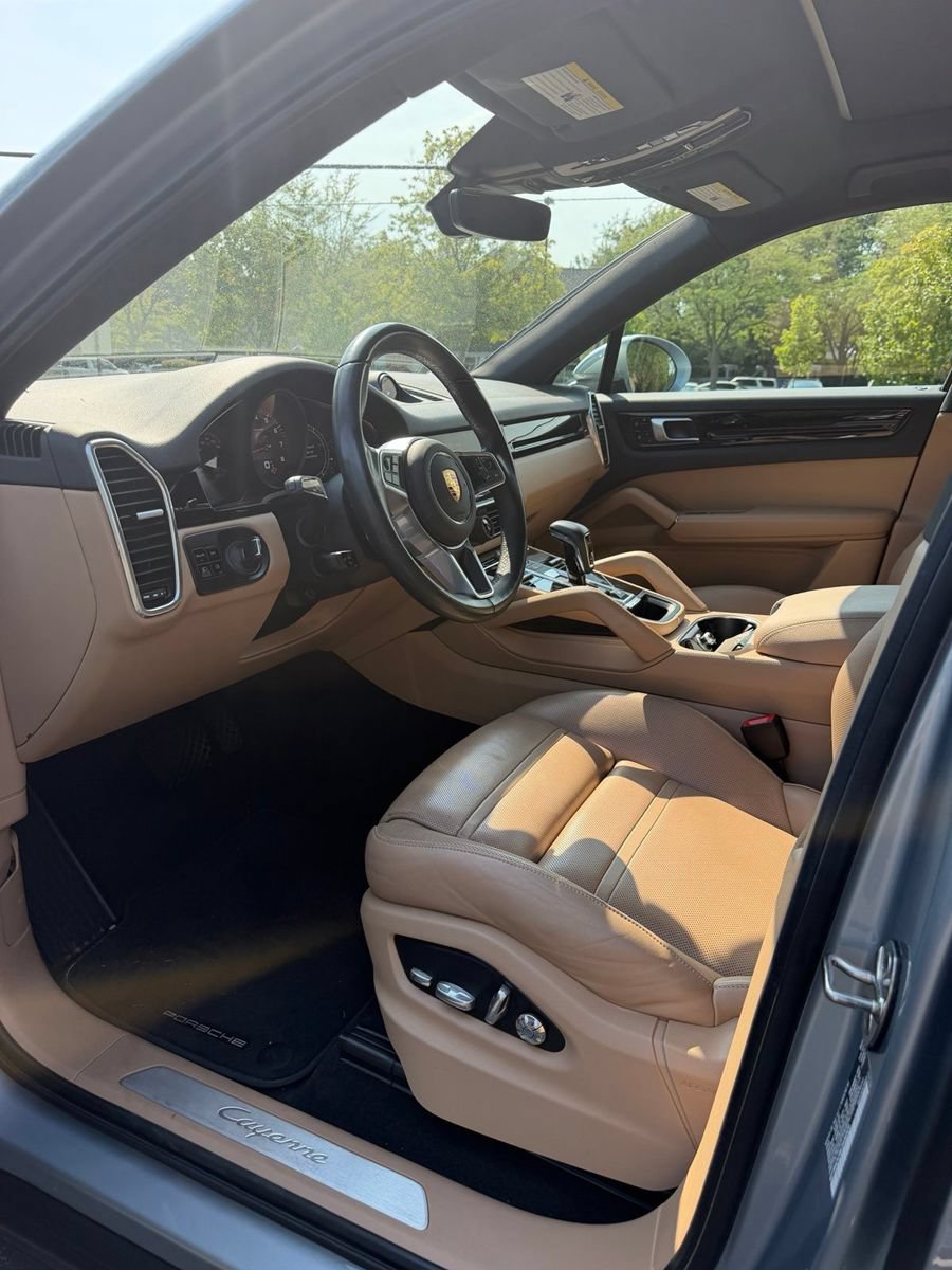 Used 2020 Porsche Cayenne AWD/4WD image 5