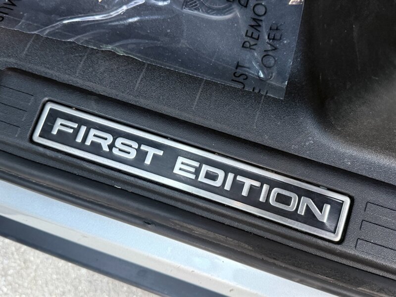 Used 2020 Land Rover Defender 110 First Edition AWD/4WD image 20