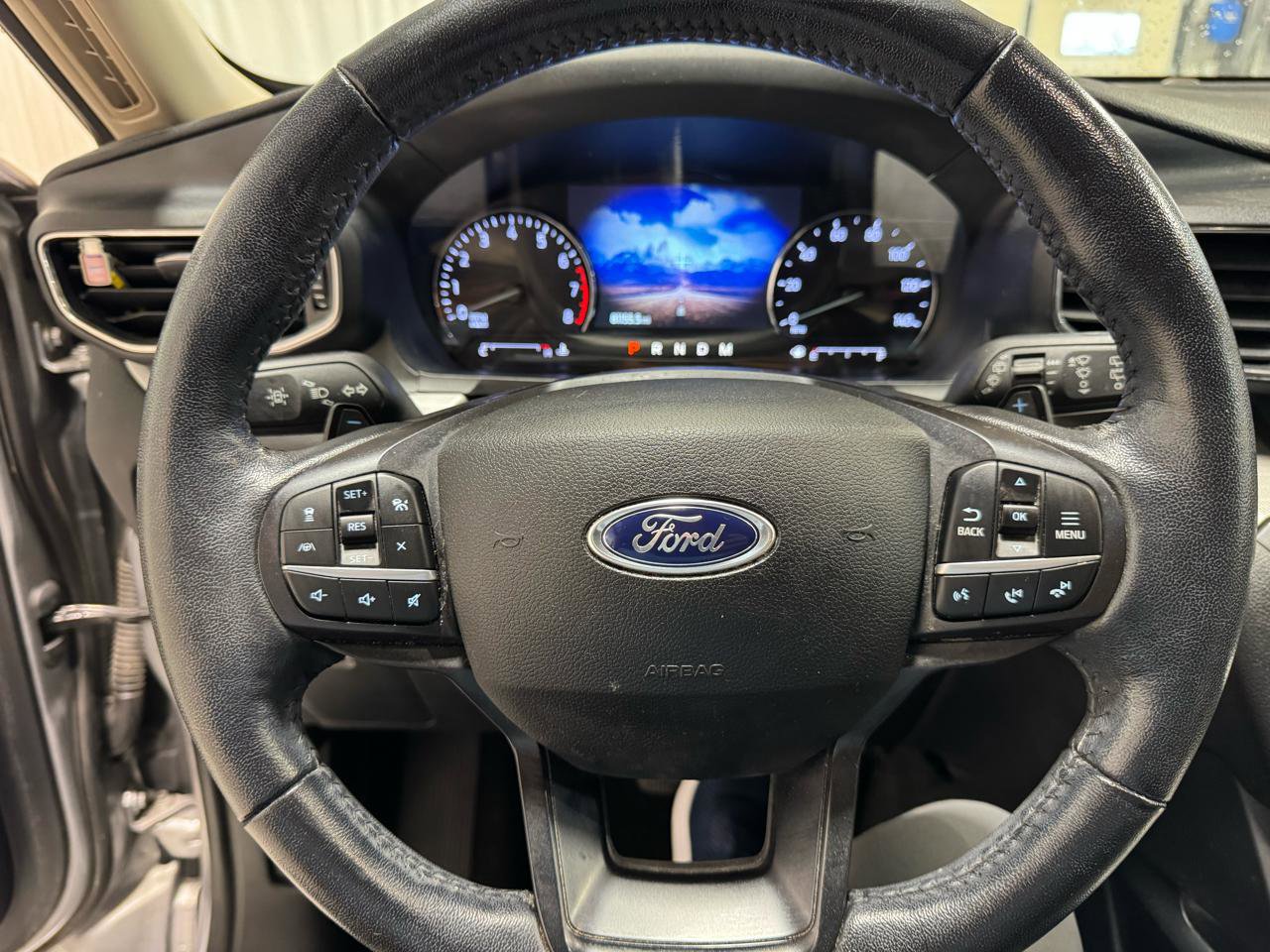 Used 2020 Ford Explorer XLT w/ Equipment Group 202A RWD image 25