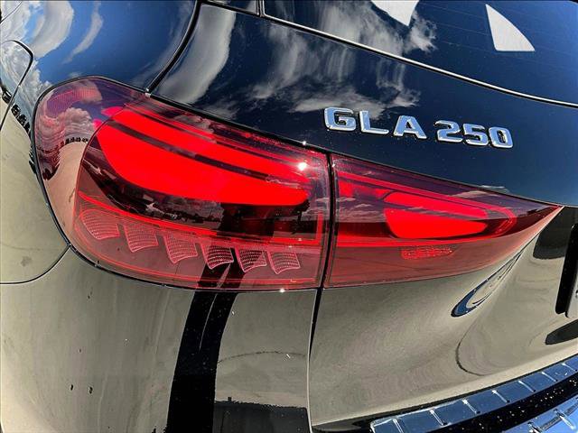 New 2026 Mercedes-Benz GLA 250 image 25