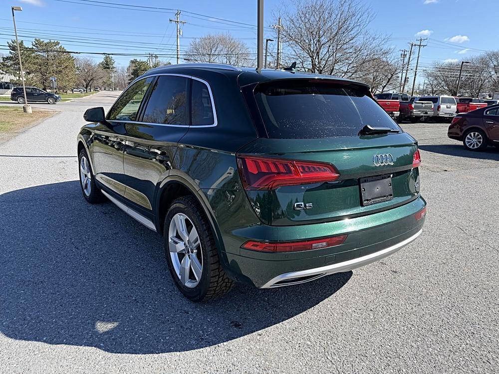 Used 2018 Audi Q5 2.0T Premium Plus w/ Premium Plus Package AWD/4WD image 3