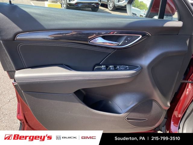 Used 2023 Buick Envision Preferred FWD image 26