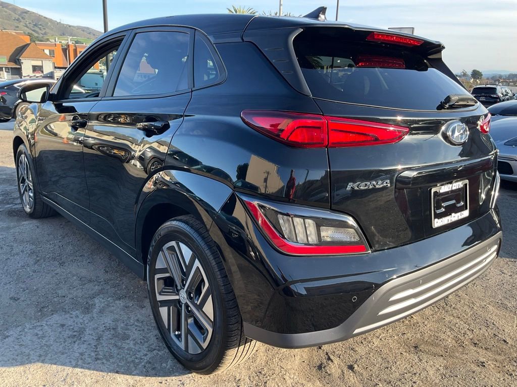 Used 2022 Hyundai Kona Limited w/ Cargo Package image 84
