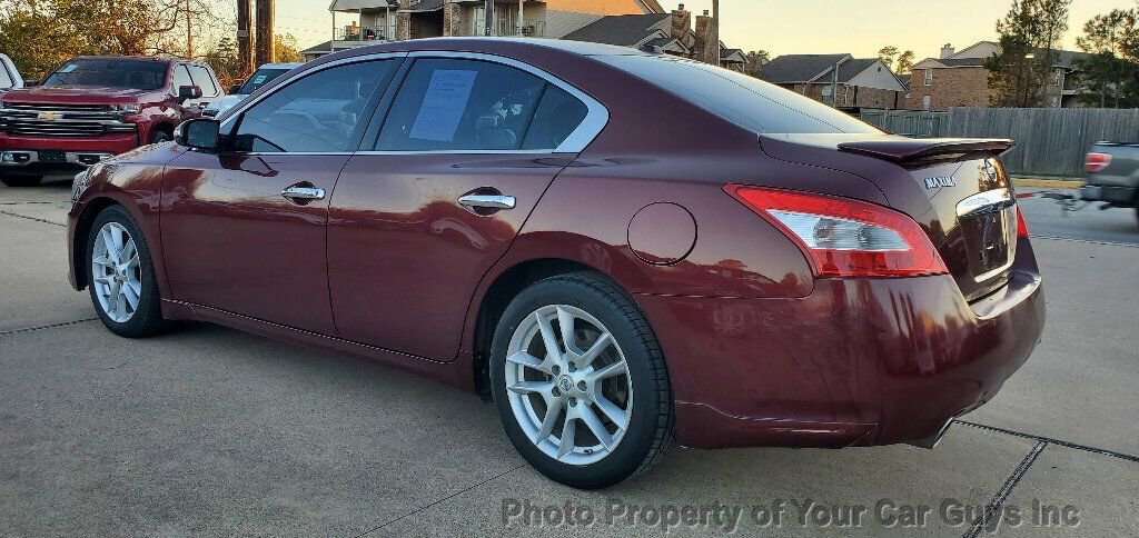 Used 2011 Nissan Maxima 3.5 SV w/ Monitor Pkg FWD image 9