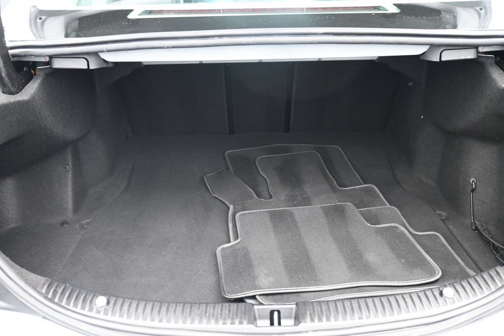 Used 2018 Mercedes-Benz C 300 4MATIC Sedan image 21