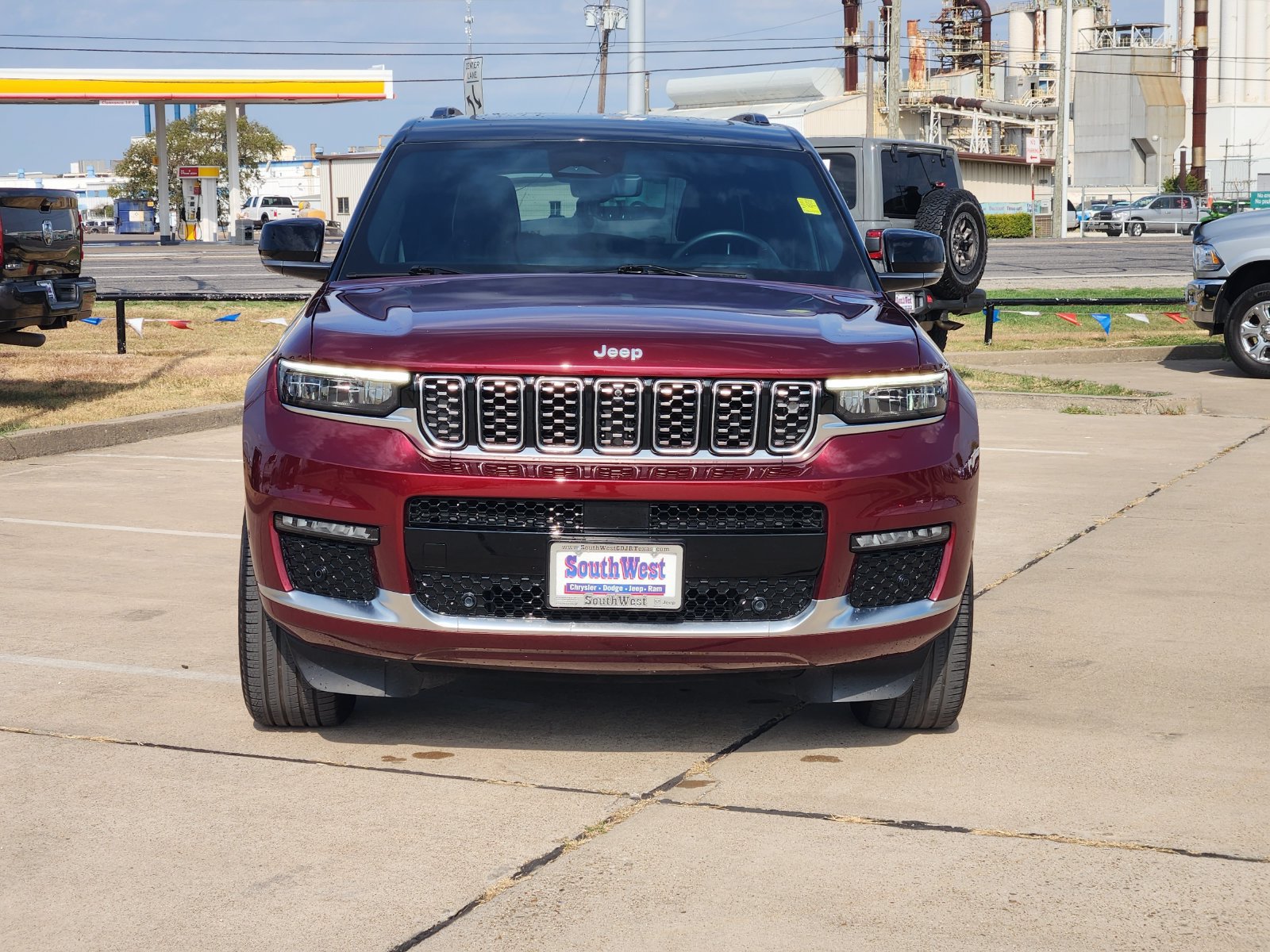 Used 2025 Jeep Grand Cherokee L Summit w/ Advanced Protech Group IV AWD/4WD image 6