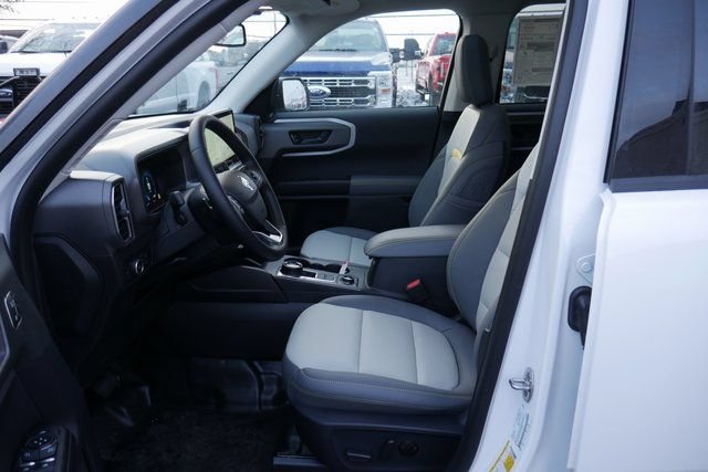 New 2025 Ford Bronco Sport Badlands w/ Sasquatch Badlands Package AWD/4WD image 2