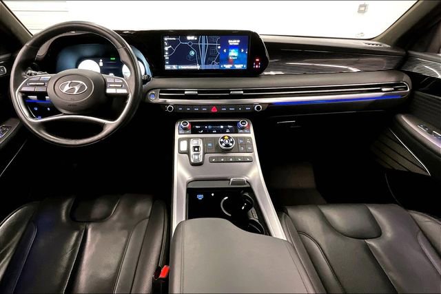 Used 2023 Hyundai Palisade Calligraphy image 17
