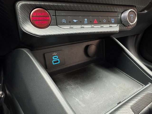 Used 2024 Ford Mustang Coupe image 17