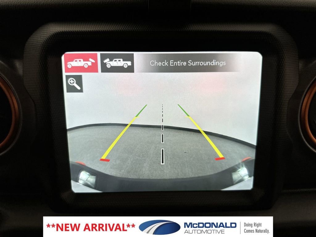 Used 2021 Jeep Gladiator Mojave AWD/4WD image 17