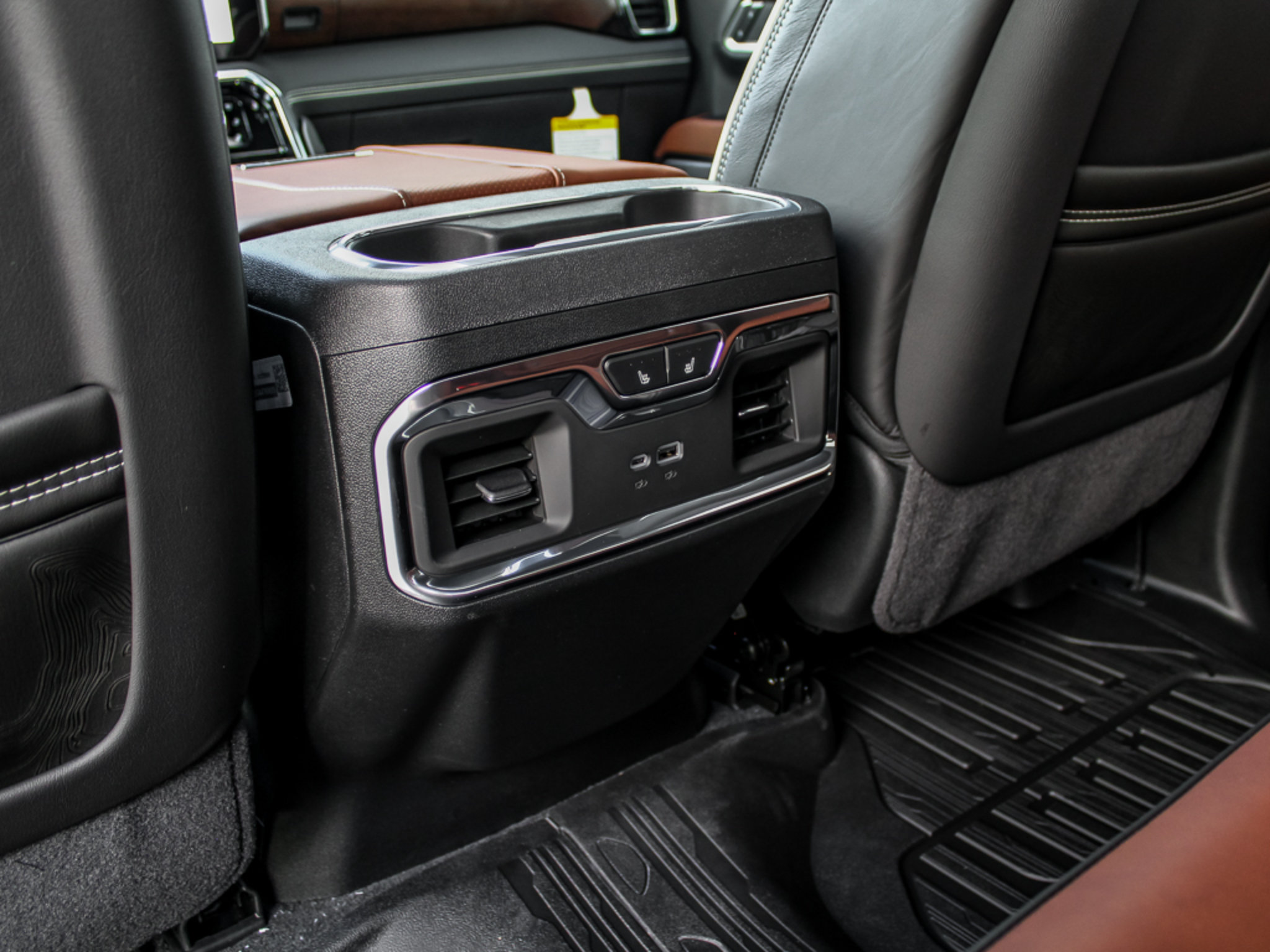 New 2026 GMC Sierra 2500 Denali Ultimate w/ LPO, Black Badging Package AWD/4WD image 28