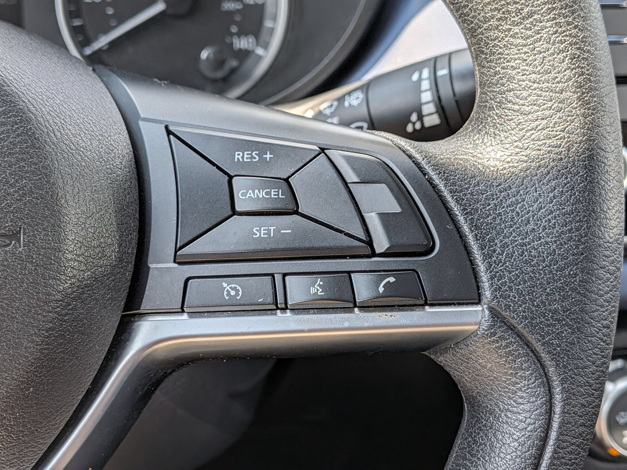 Used 2024 Nissan Versa SV FWD image 18