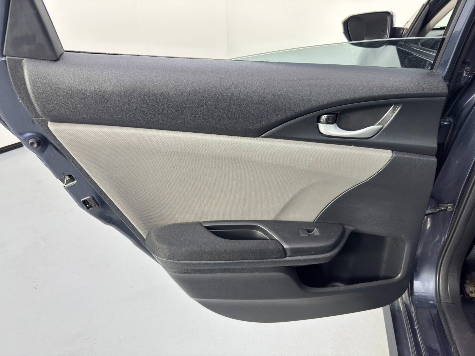 Used 2020 Honda Civic LX image 34