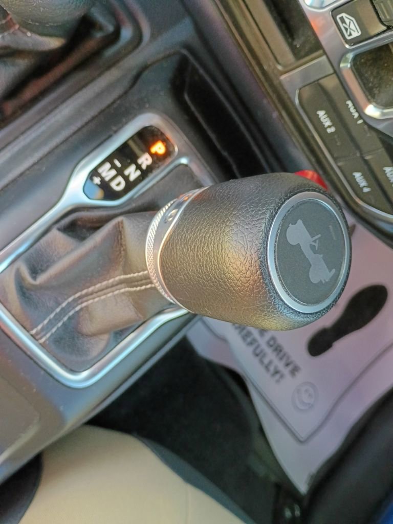 Used 2022 Jeep Wrangler Unlimited Sahara image 29