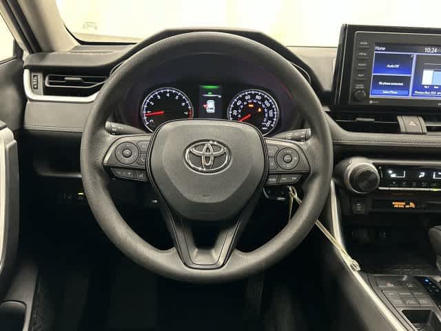 Used 2022 Toyota RAV4 LE AWD/4WD image 15