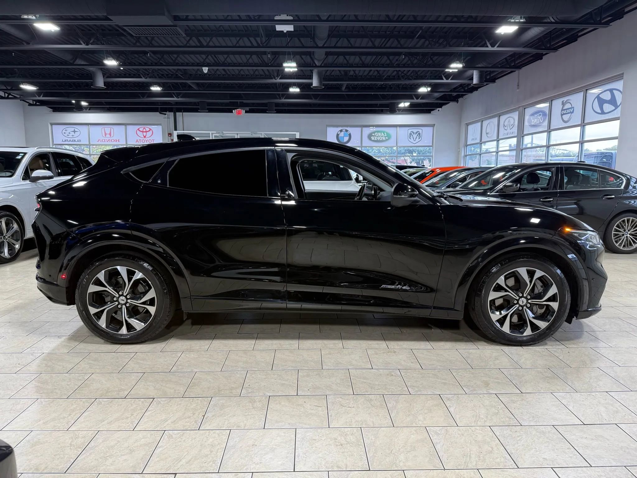 Used 2022 Ford Mustang Mach-E Premium image 23