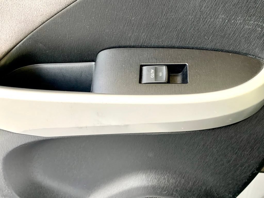 Used 2014 Toyota Prius Two FWD image 16