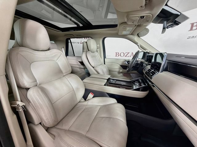 Certified 2020 Lincoln Navigator Reserve w/ Luxury Package AWD/4WD image 34