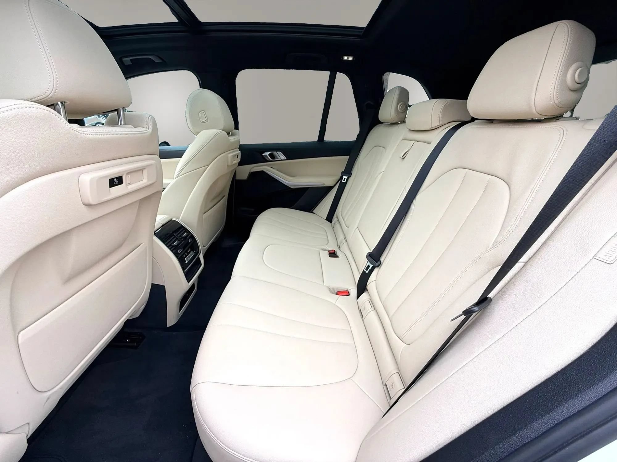 Used 2021 BMW X5 sDrive40i w/ Premium Package 2 RWD image 13