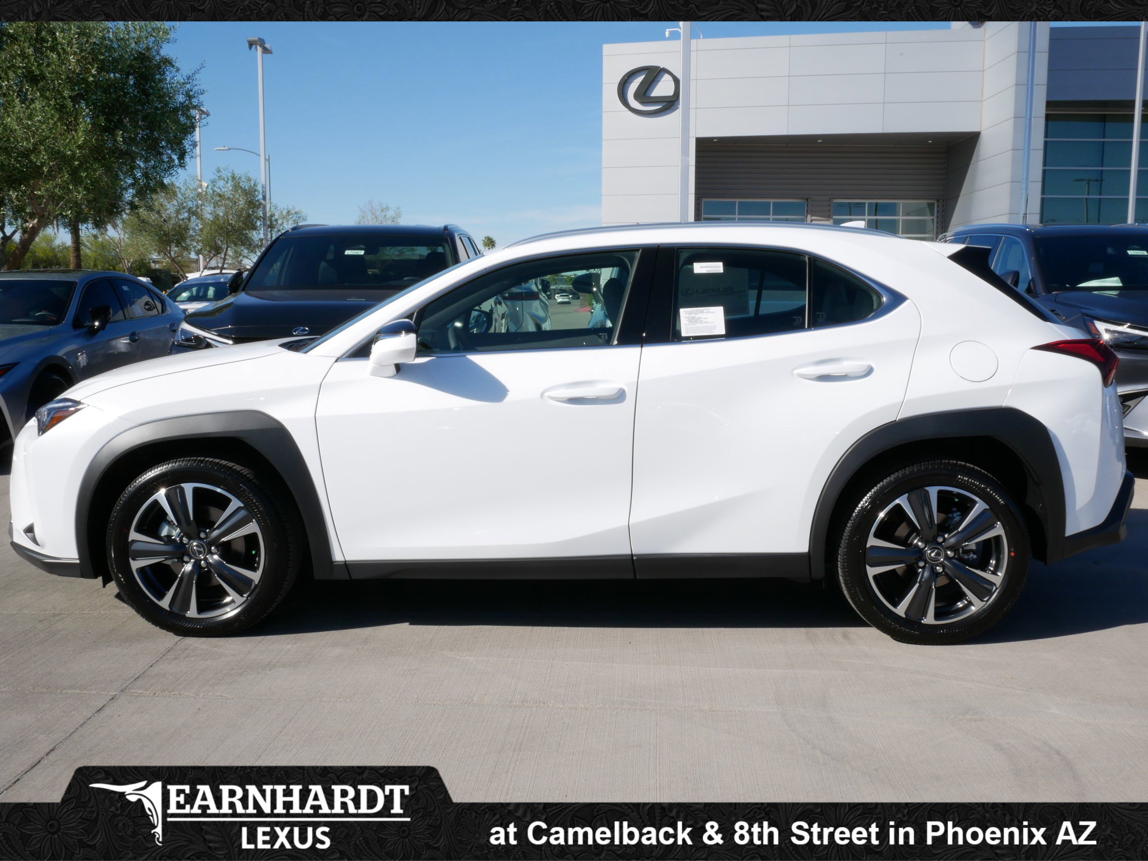 New 2026 Lexus UX 300h FWD image 3