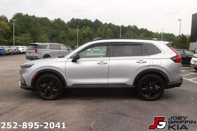 Used 2024 Honda CR-V Sport Touring image 4