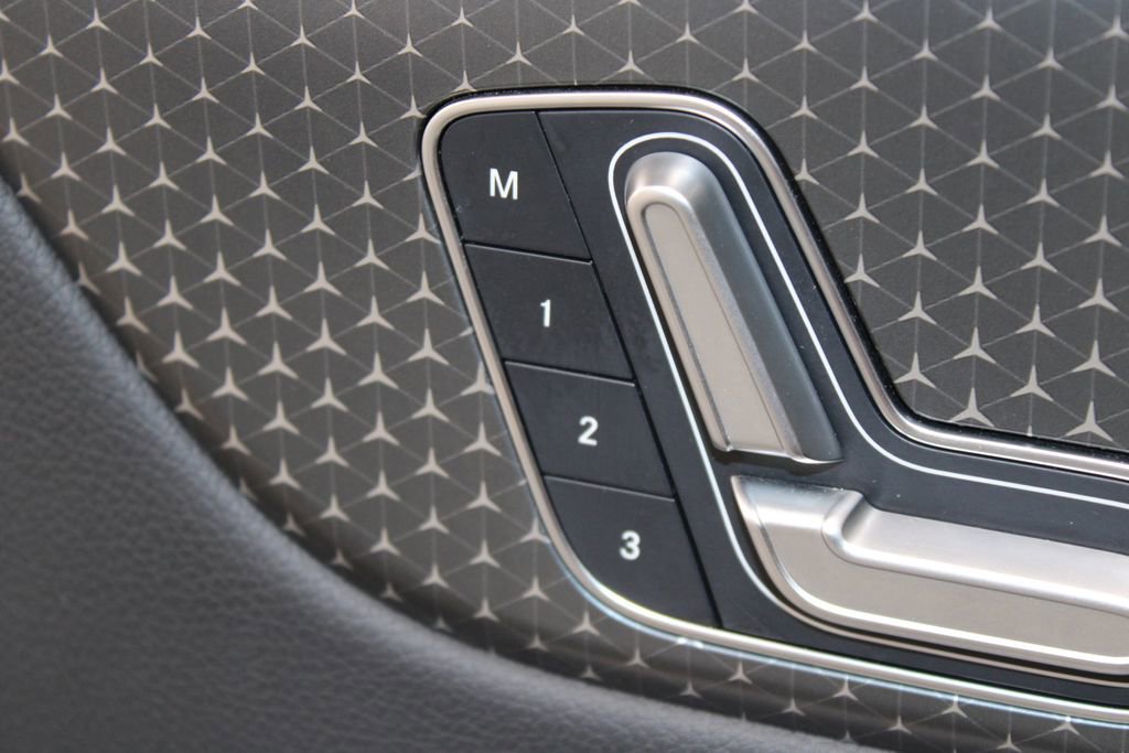 Used 2025 Mercedes-Benz GLA 250 GLA 250 image 38