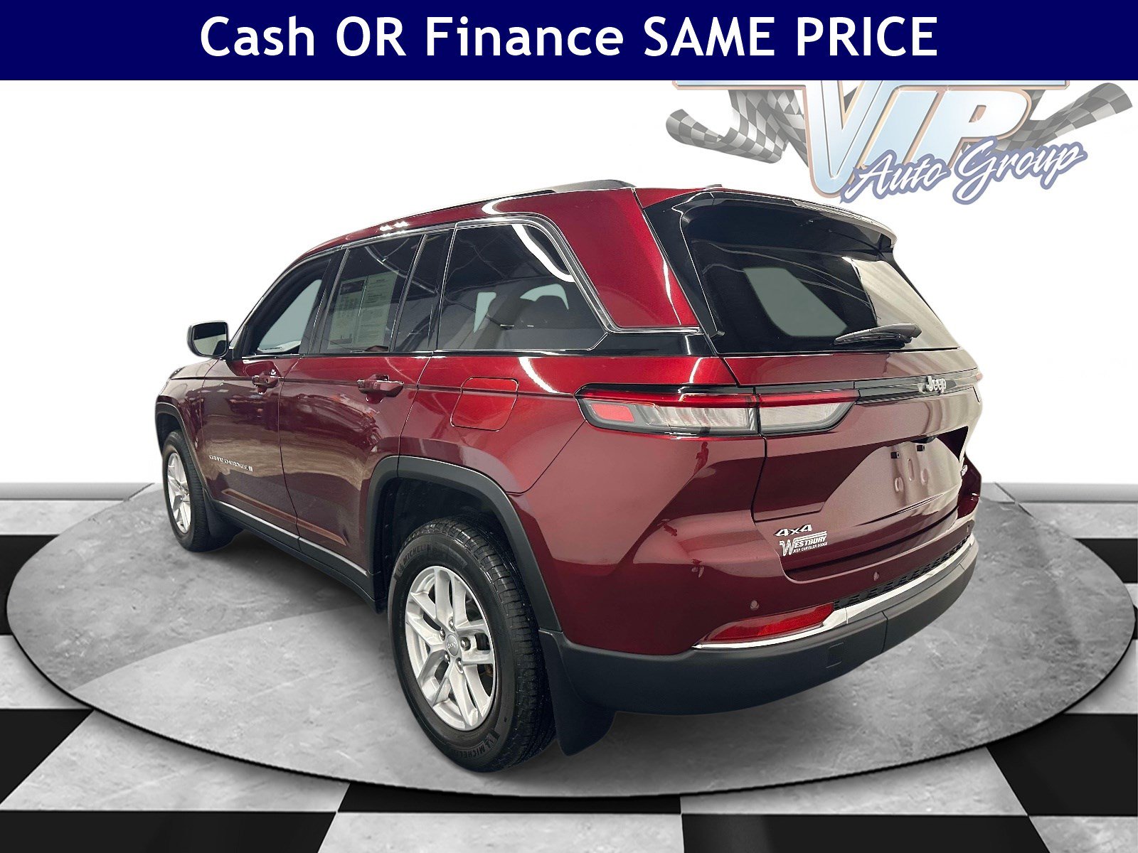 Used 2025 Jeep Grand Cherokee Laredo X w/ Luxury Tech Group I AWD/4WD image 5