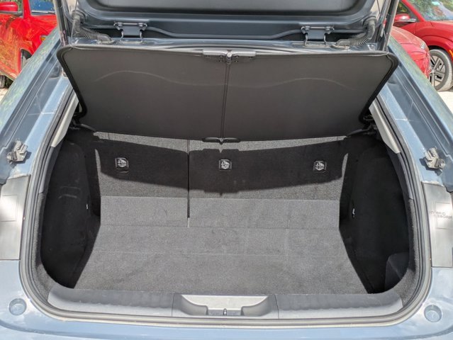 Used 2025 Toyota Prius LE image 22