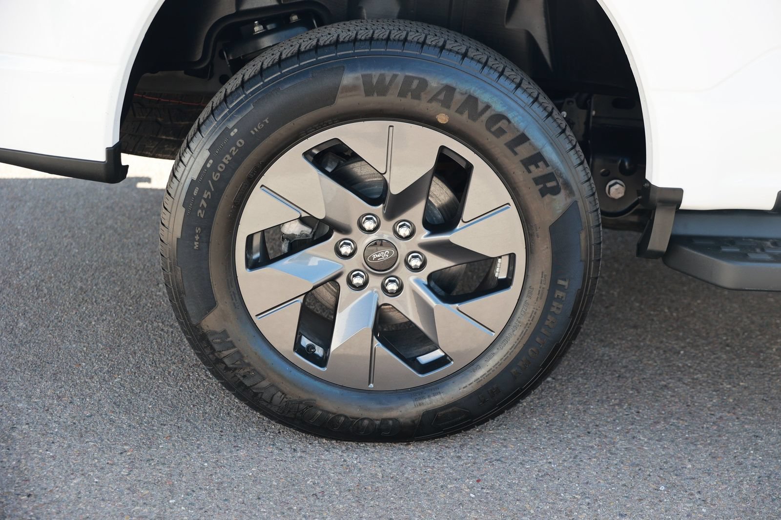 Used 2024 Ford F150 Lightning Flash AWD/4WD image 11
