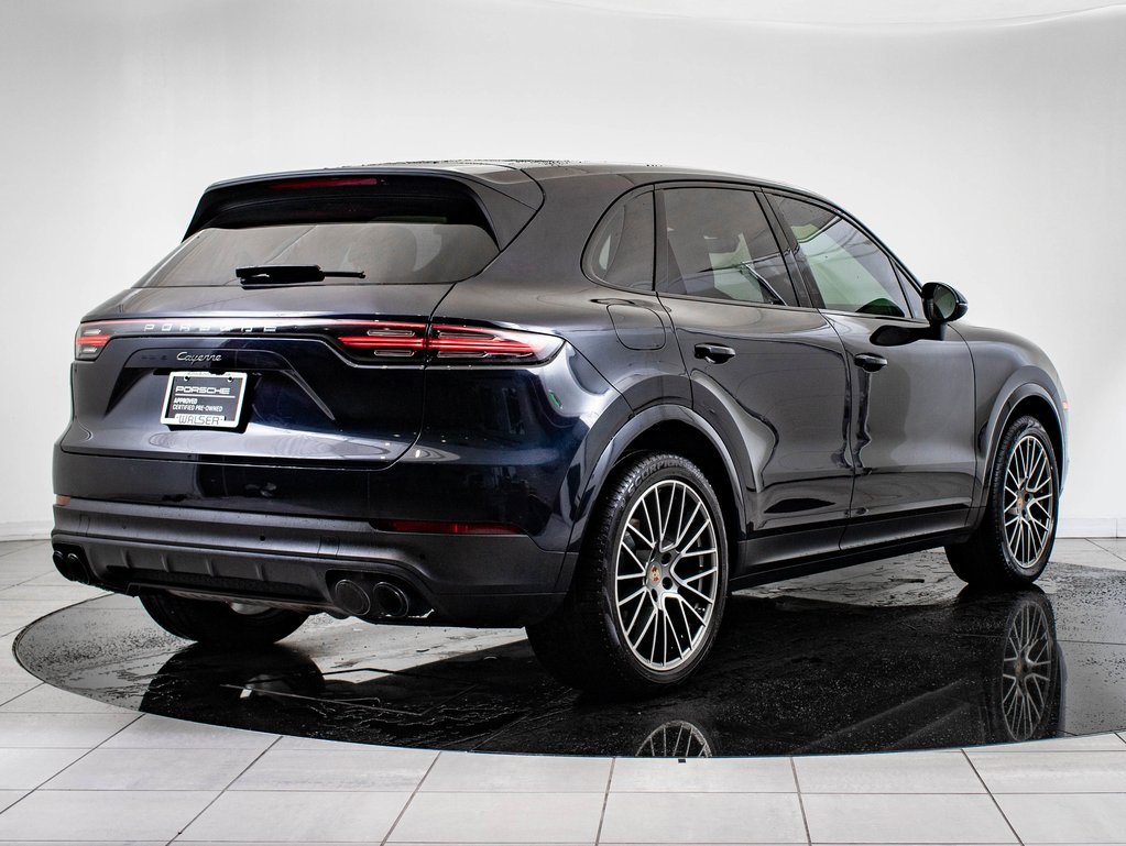 Used 2023 Porsche Cayenne Platinum Edition image 8