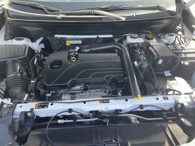 Used 2023 GMC Terrain SLT image 29