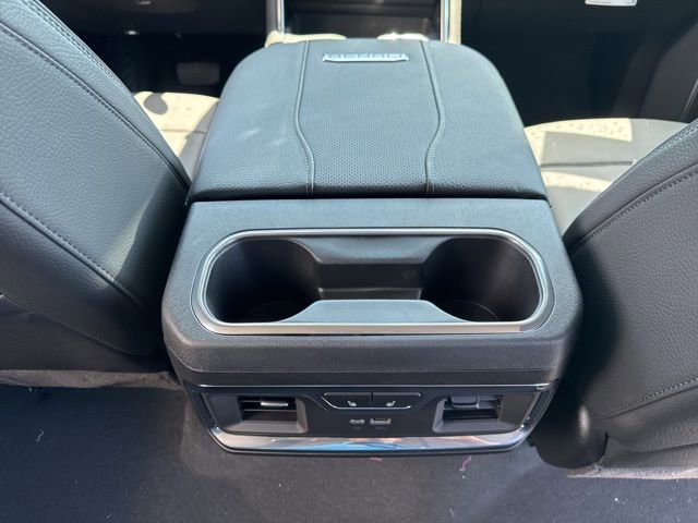 New 2025 GMC Sierra 3500 Denali w/ Denali Reserve Package image 14