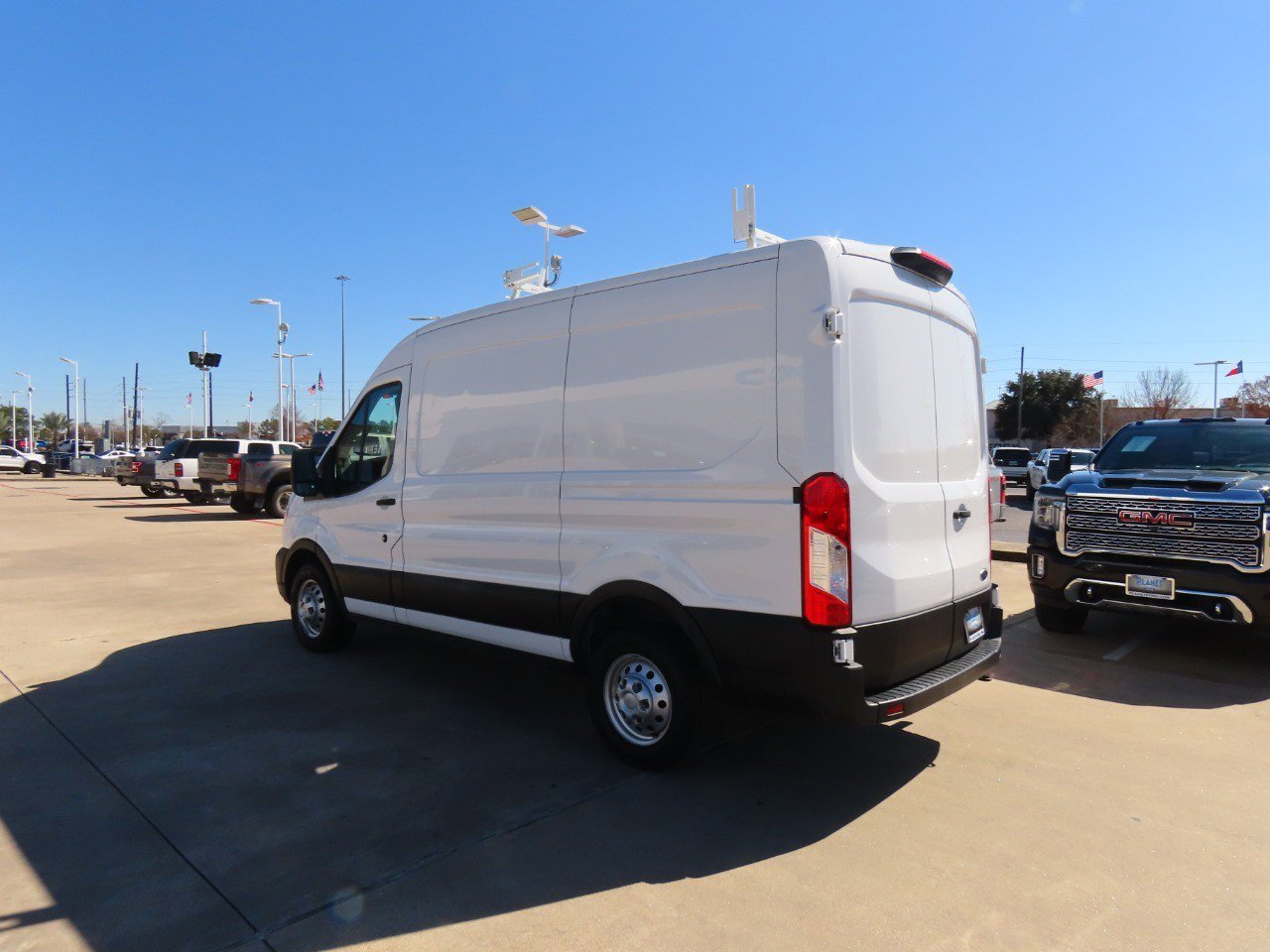 Certified 2023 Ford Transit 250 Medium Roof image 16