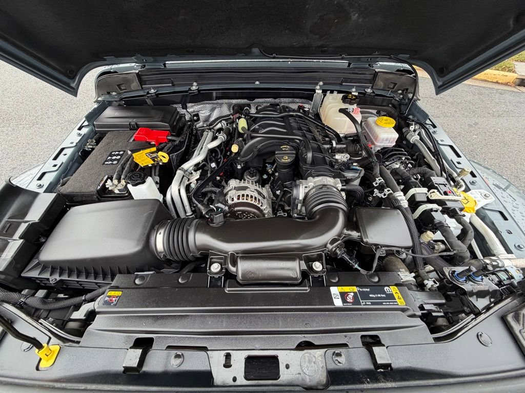 Certified 2024 Jeep Wrangler Sahara w/ Safety Group image 16