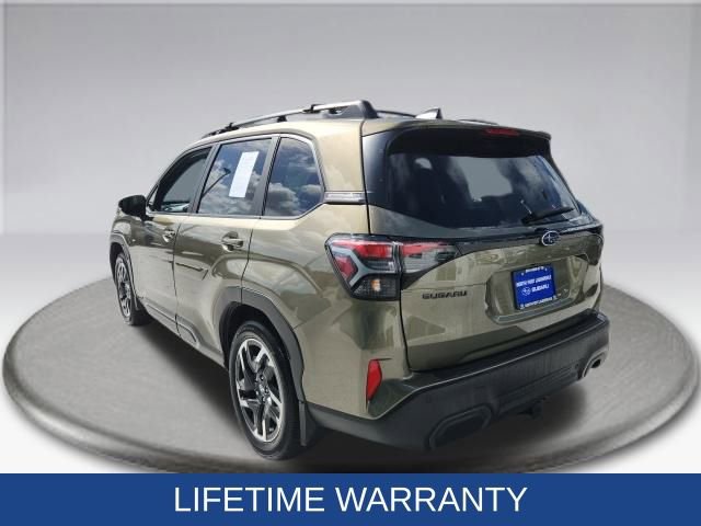 Used 2025 Subaru Forester Limited image 17