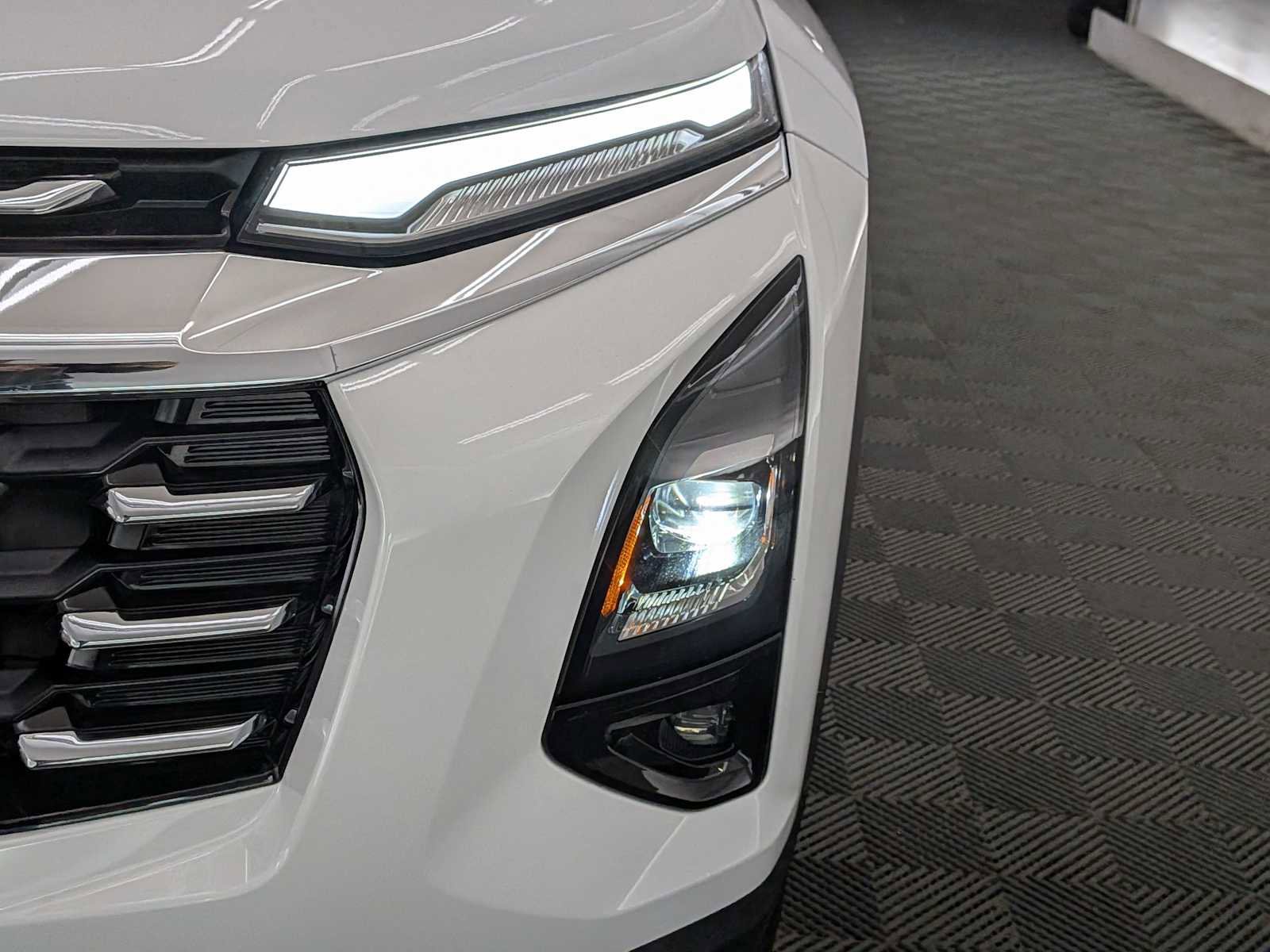 New 2026 Chevrolet Equinox LT w/ Convenience Package II image 10