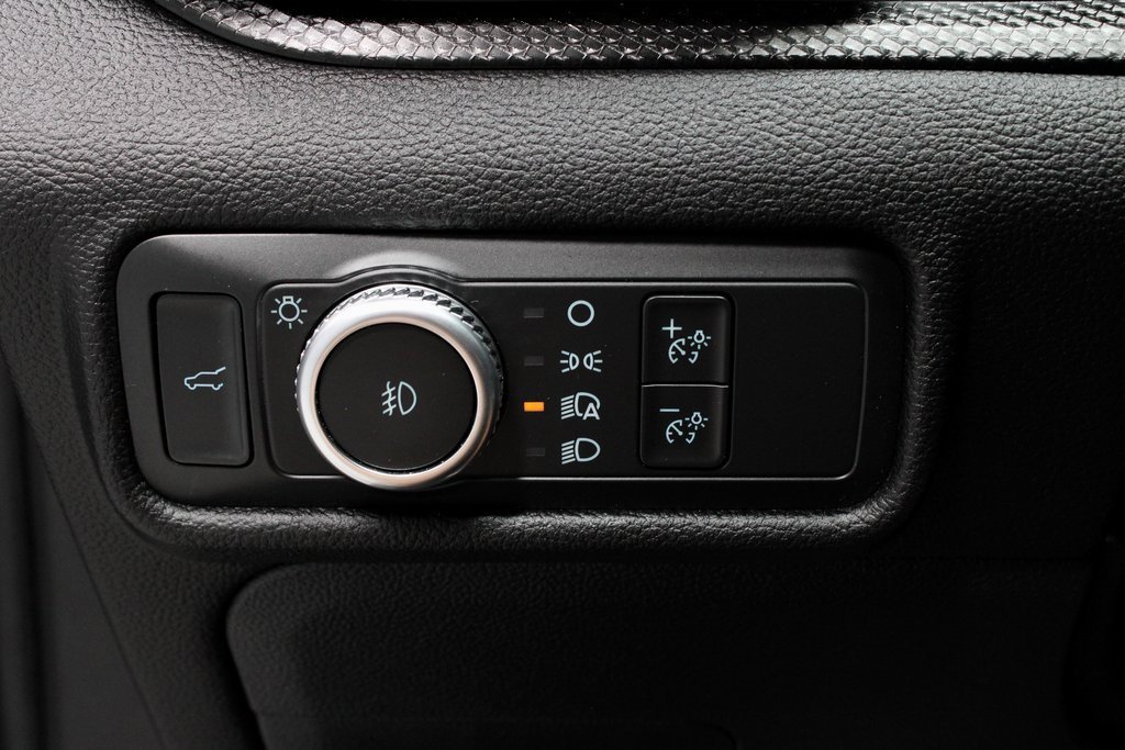 Used 2022 Ford Explorer ST w/ ST High-Performance Pack image 27