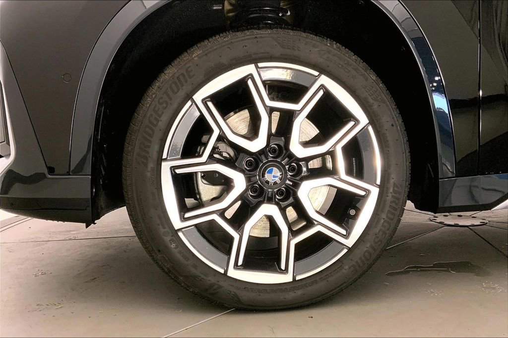 New 2025 BMW X1 xDrive28i w/ Technology Package image 9