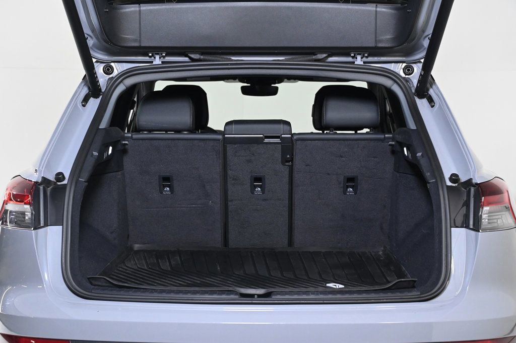 Used 2023 Audi Q4 e-tron Premium Plus w/ Premium Plus image 21