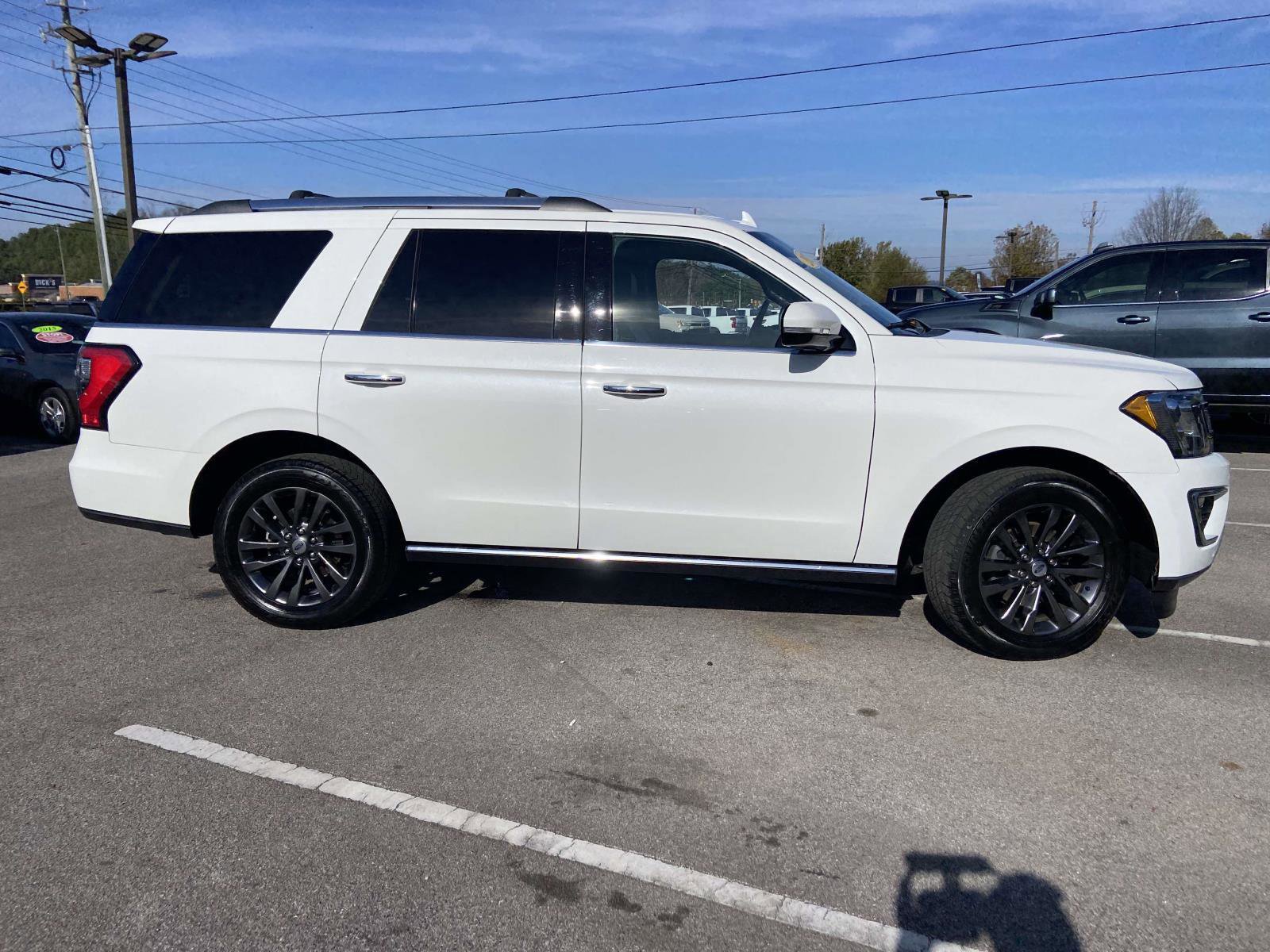 Used 2021 Ford Expedition Limited w/ Cargo Package image 21