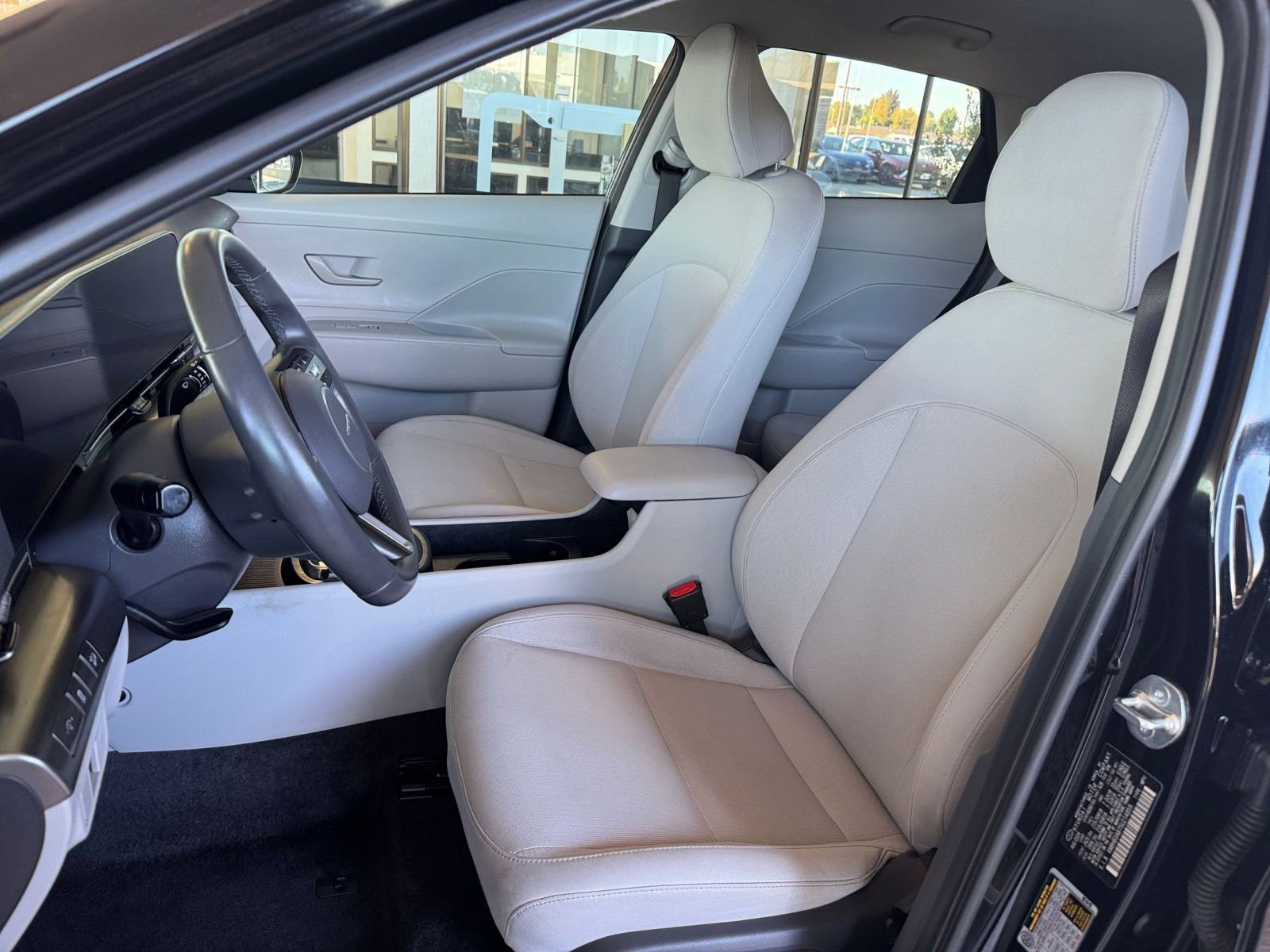 Used 2025 Hyundai Kona SEL image 36