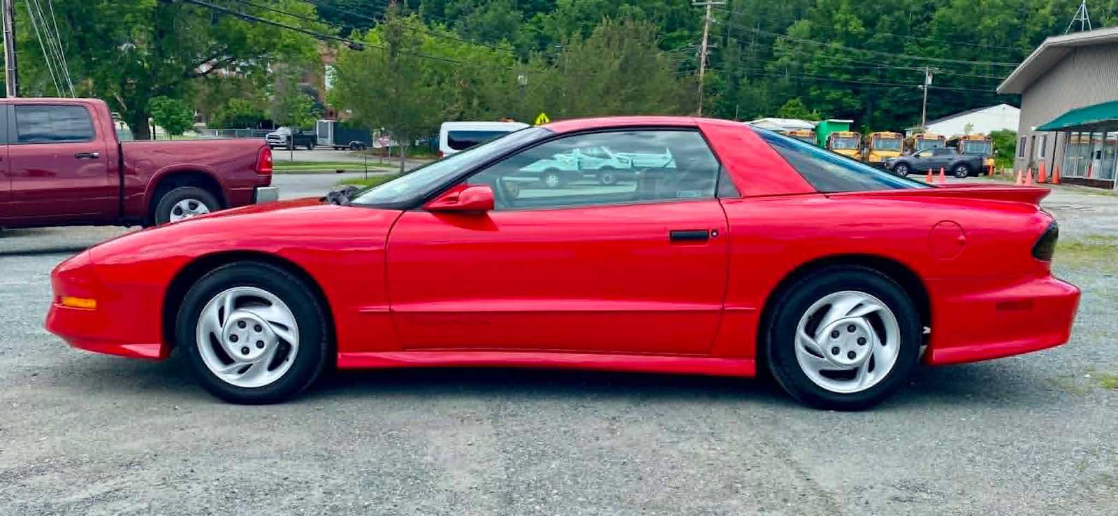 Used 1994 Pontiac Firebird Formula RWD image 2