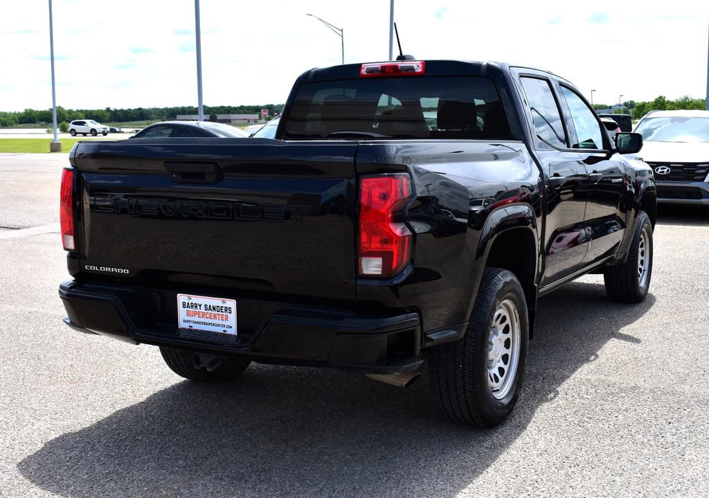 Used 2023 Chevrolet Colorado W/T RWD image 3