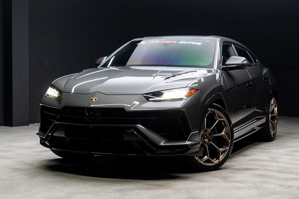 Used 2023 Lamborghini Urus Performante AWD/4WD image 2