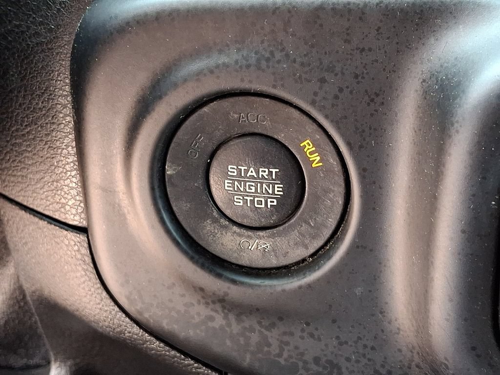 Used 2018 Jeep Wrangler Sport AWD/4WD image 23