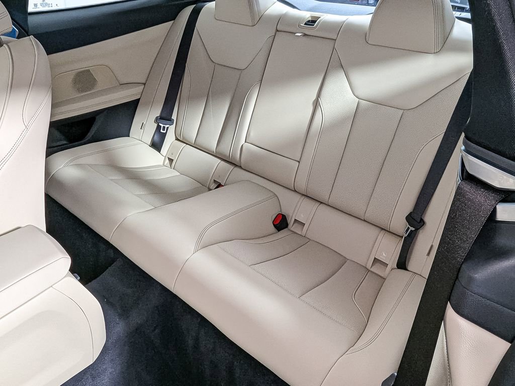 Used 2025 BMW 430i xDrive Coupe w/ Convenience Package image 36