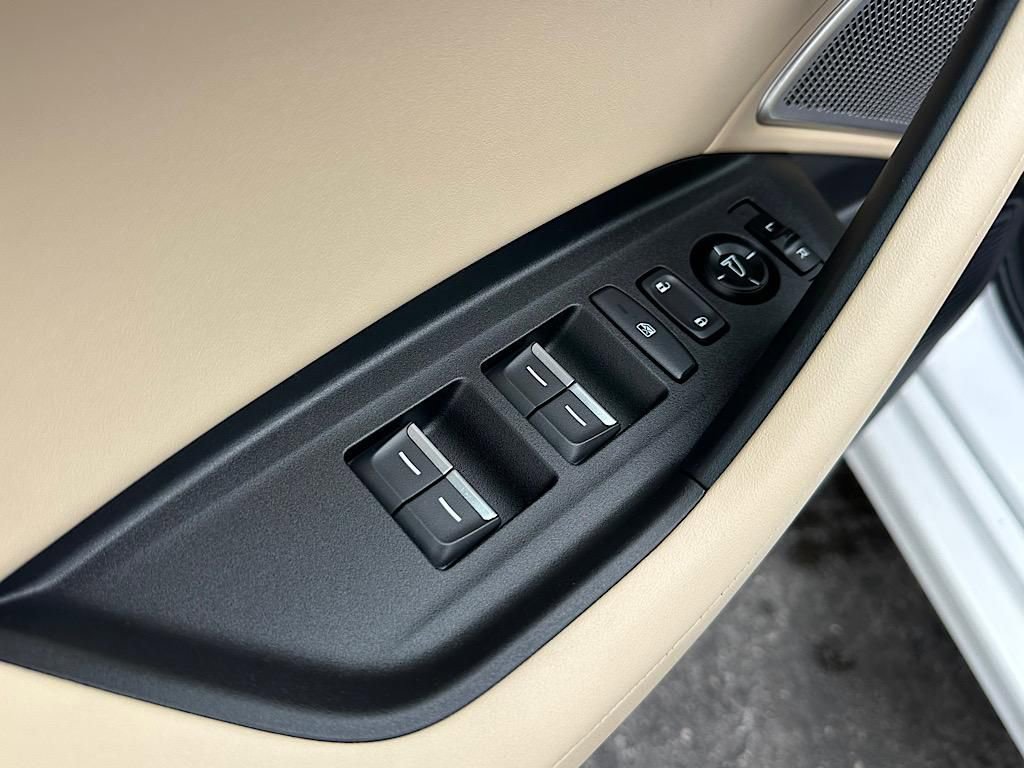 Certified 2025 Acura TLX w/ Technology Package image 21